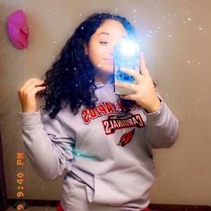 Meet your Posher, Desi